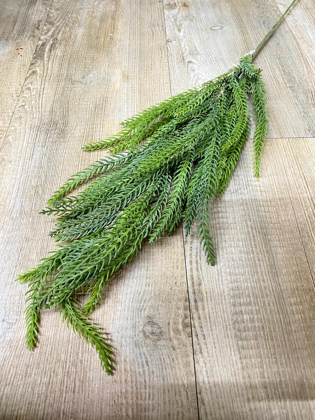 Green Spruce Spray - 28”