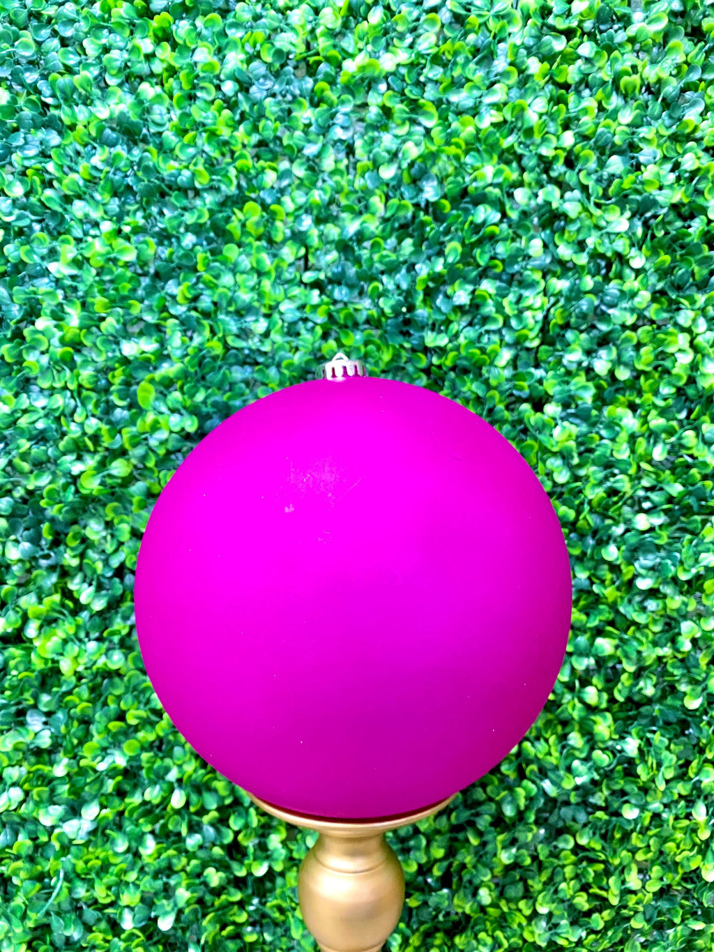 200mm Matt Fuschia Ball Ornament