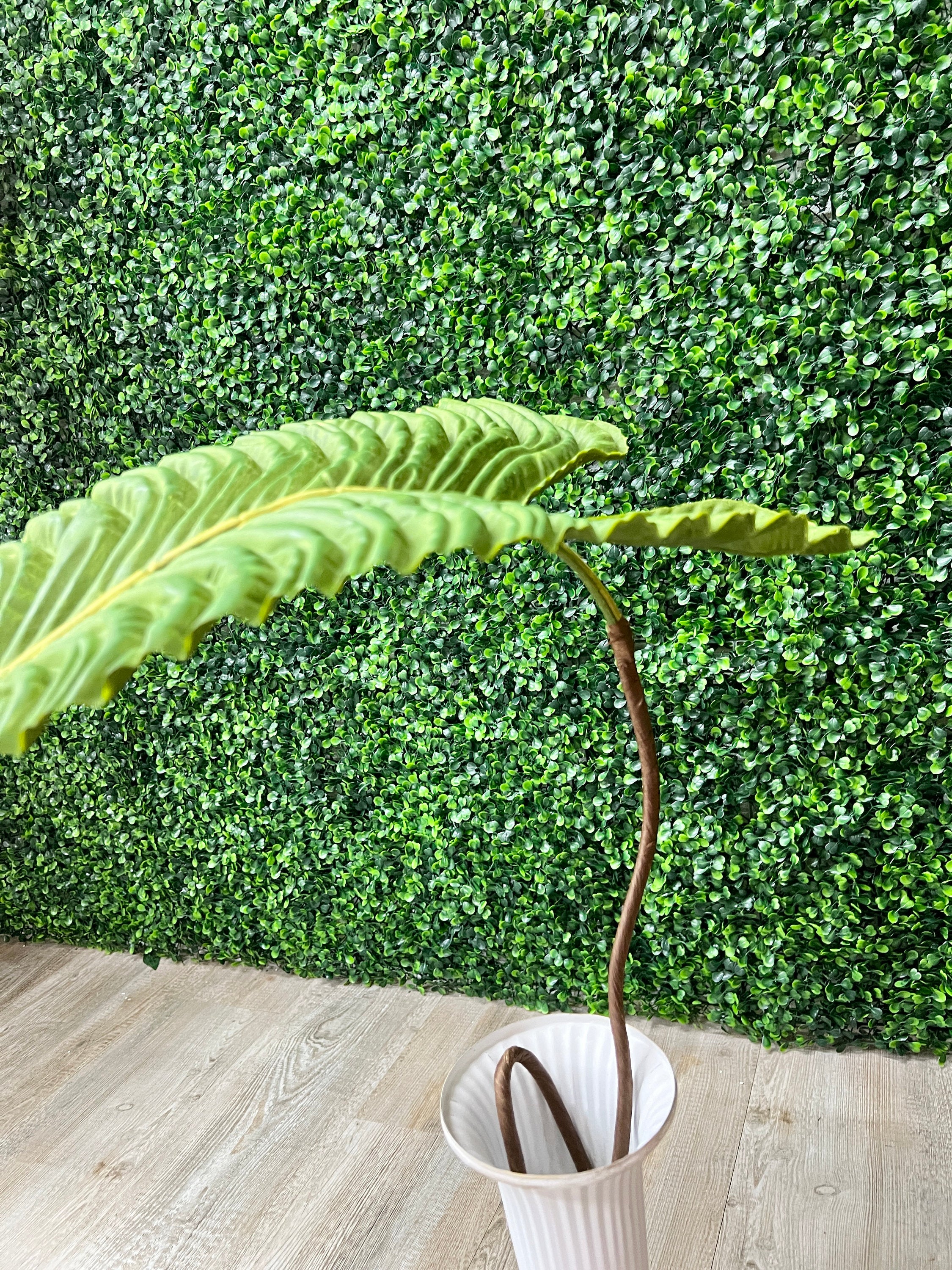 Green Palm Leaf Stem ~ 47 Inch