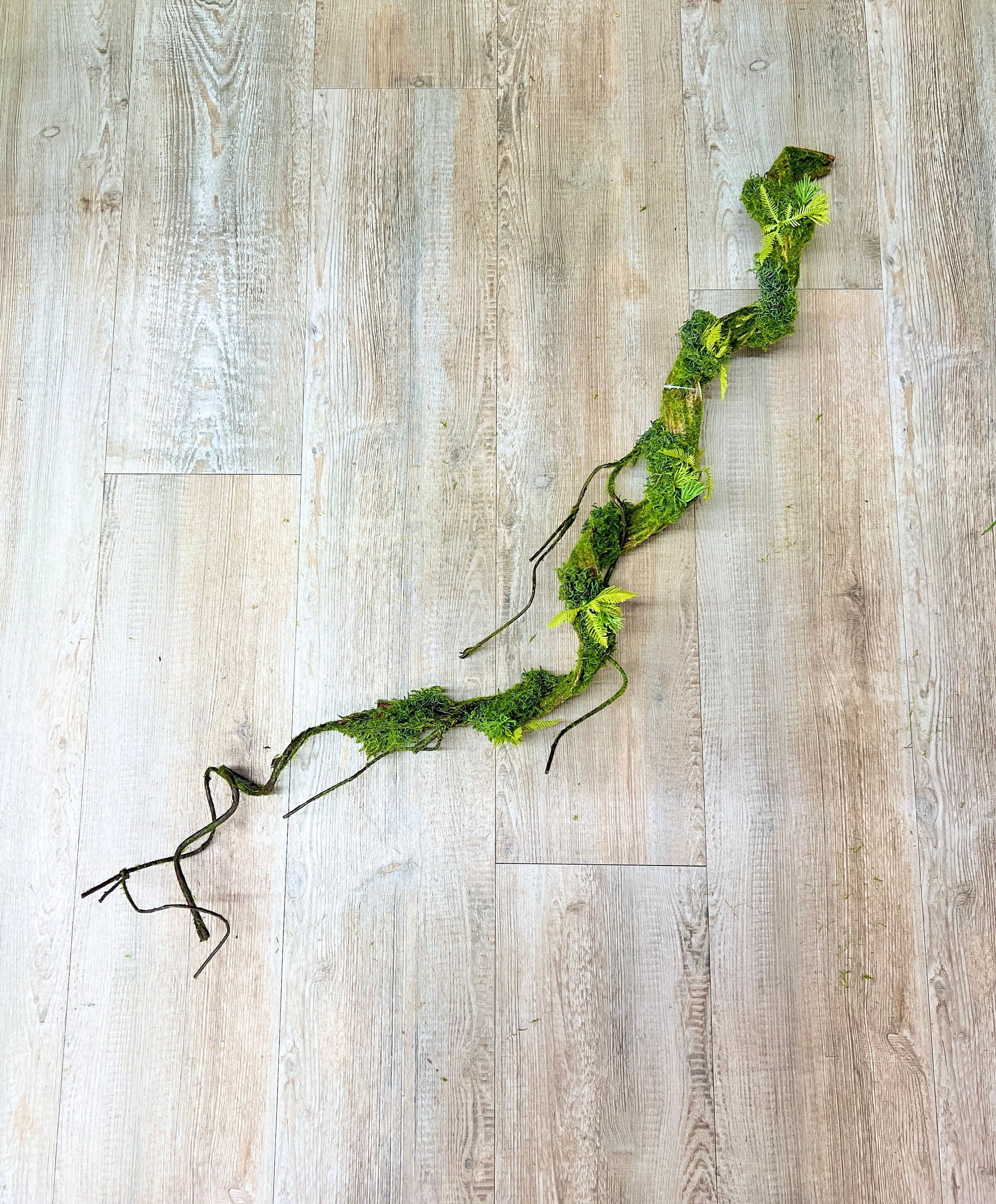 Wired Mossy Twig Vine ~ 38 Inch